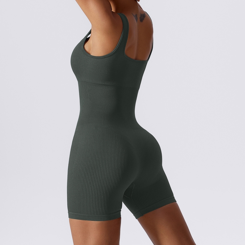 SKL-CLT6982 SEAMLESS RIBBED SLEEVELESS JUMPSUIT