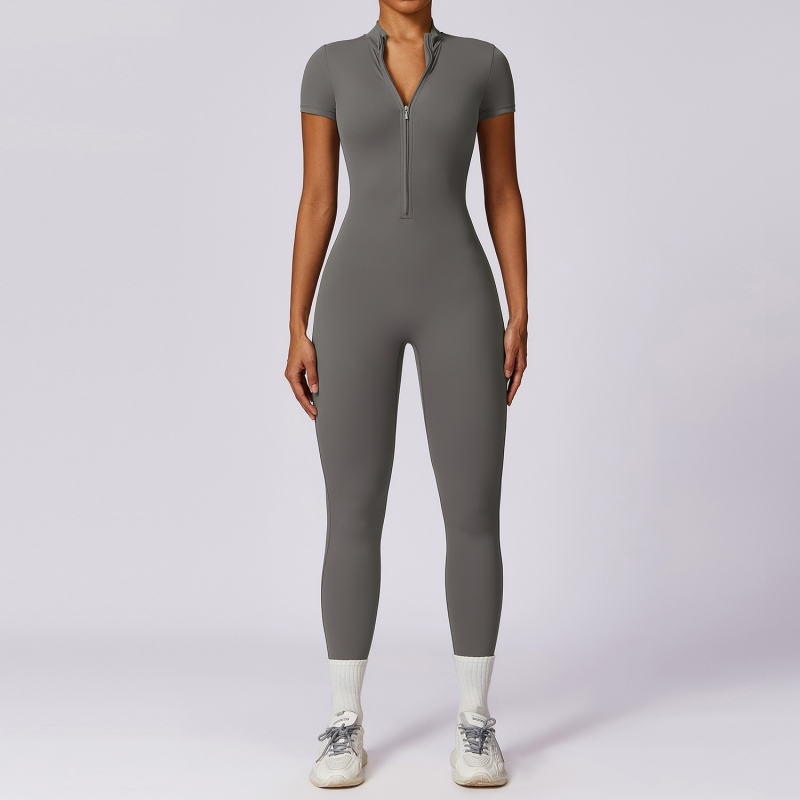 SKL-CLT8305 STANDCOLLAR HALFZIPPER SEAMLESS YOGA JUMMSUIT