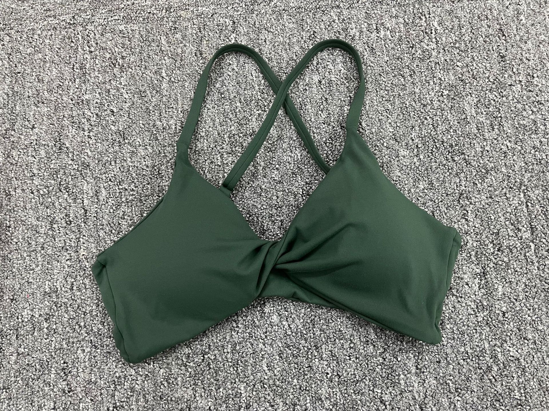 Adjustable Shoulder Straps Backless Quick Drying Sports Bra  QS61041