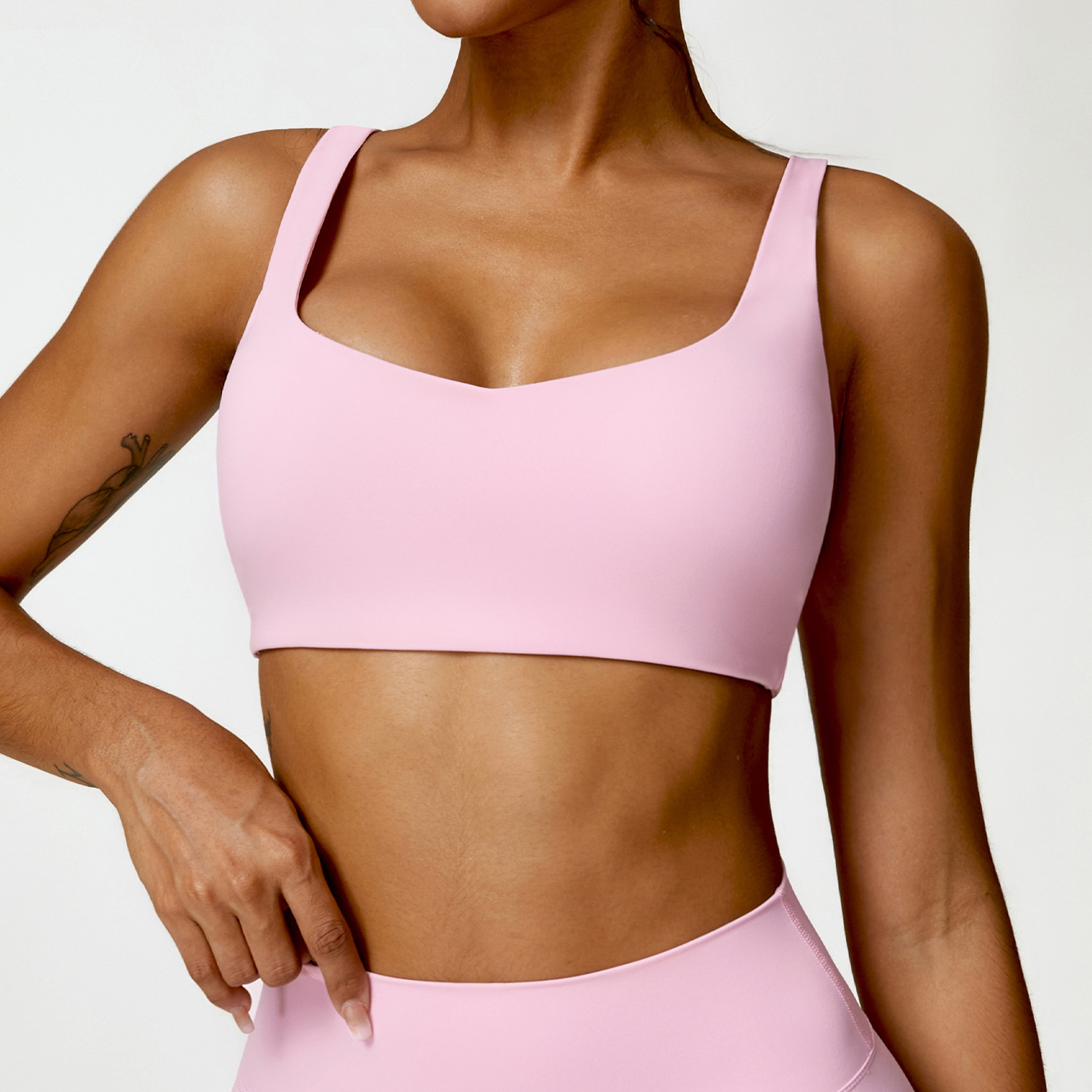 Soft Fabric Double Straps Crop Yoga Bra