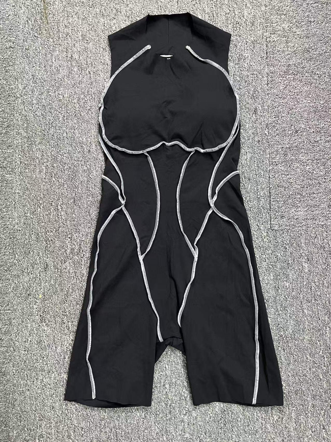 Contrast Color Tight And Fitness Backless Jumpsuit QS11501