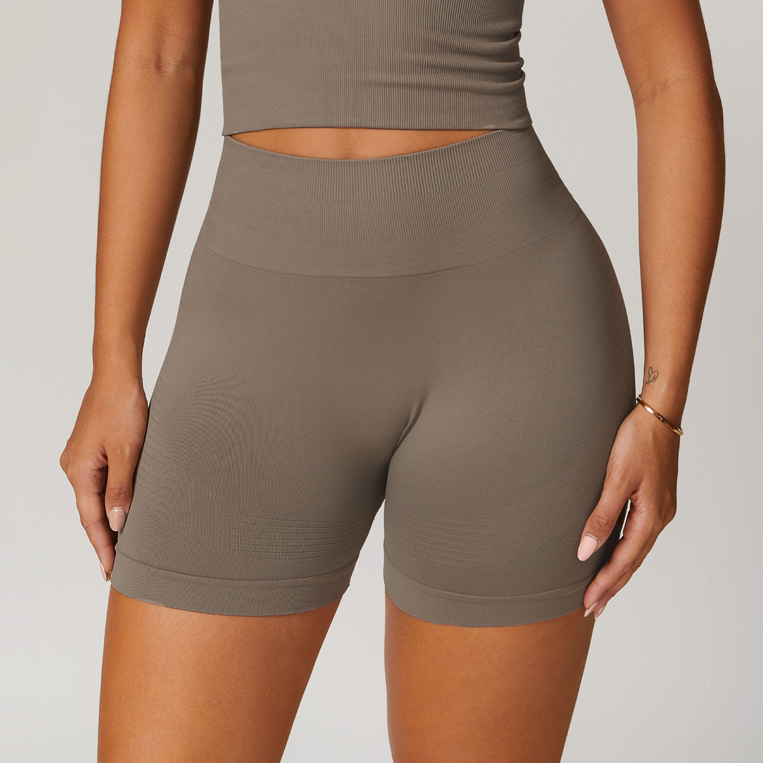 Seamless Scrunch Yoga Shorts