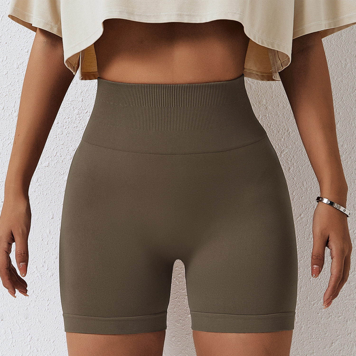 Seamless Butt-Contour Yoga Shorts