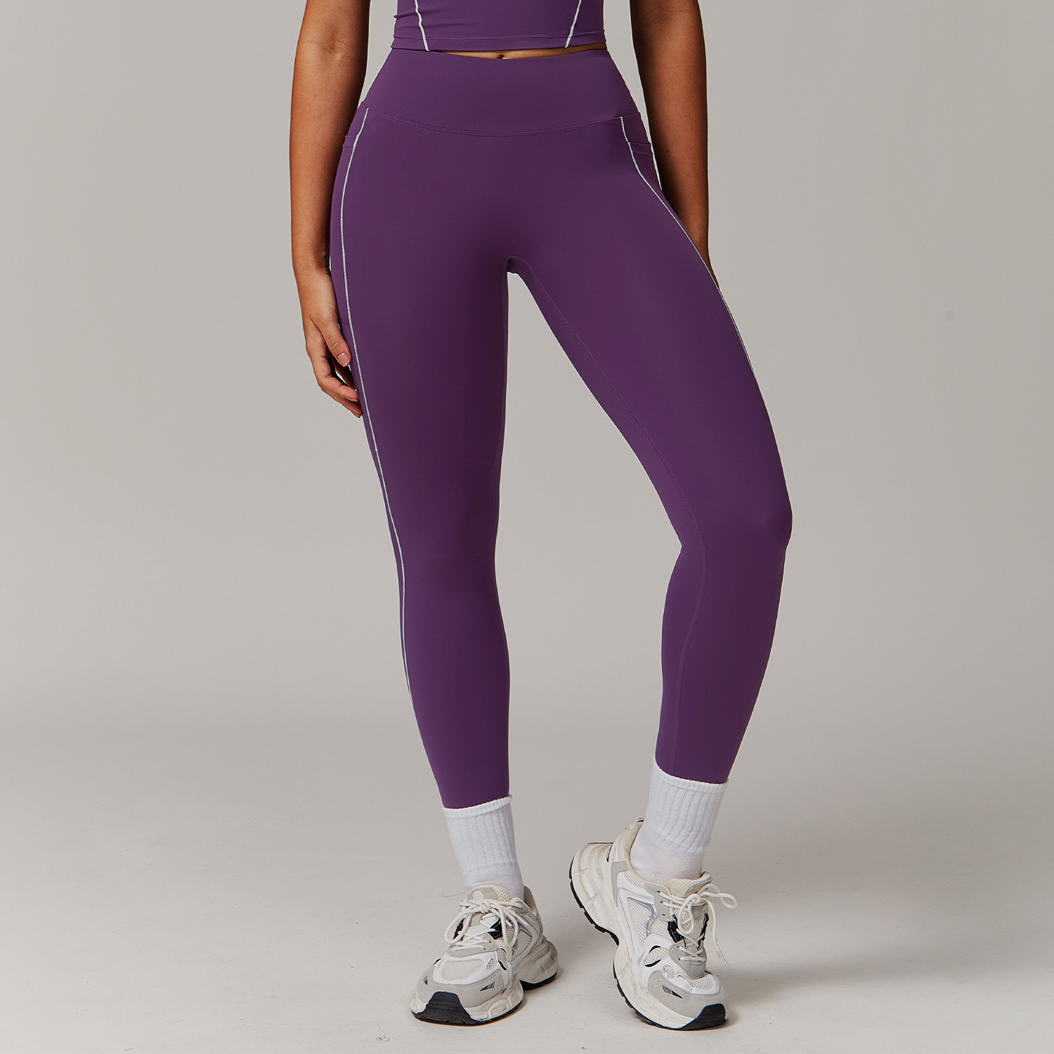 Soft Fabric Sculpted Yoga Leggings With Side Pockets 5009