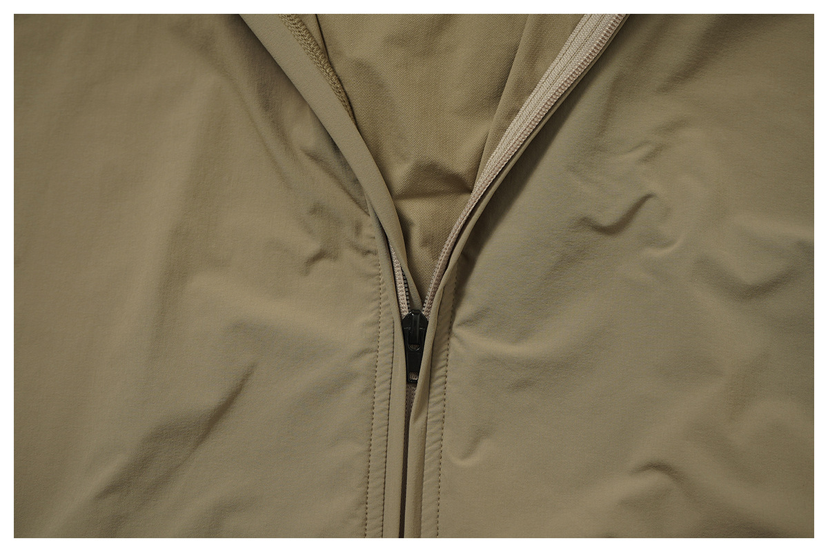 Men Solid Color Waterproof Sports Zipper Jacket With Pocket  DWT1053