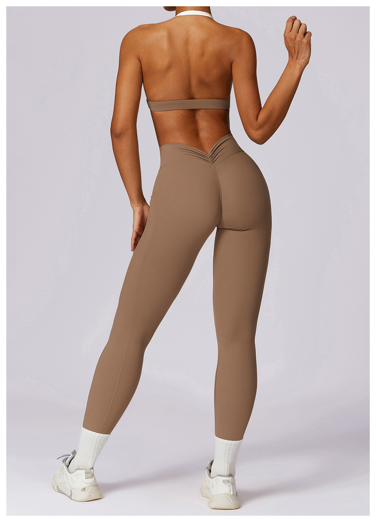 Soft Fabric Scrunch Yoga Leggings With Side Pockets 8524