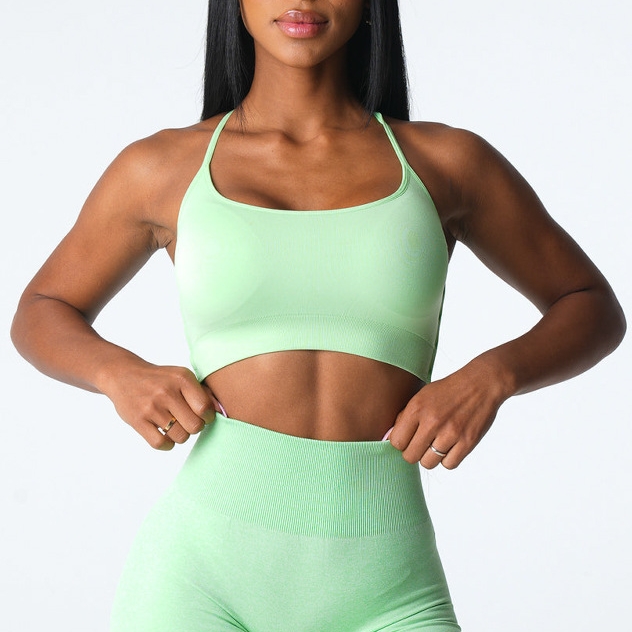 seamless sport bea solid bra 8133