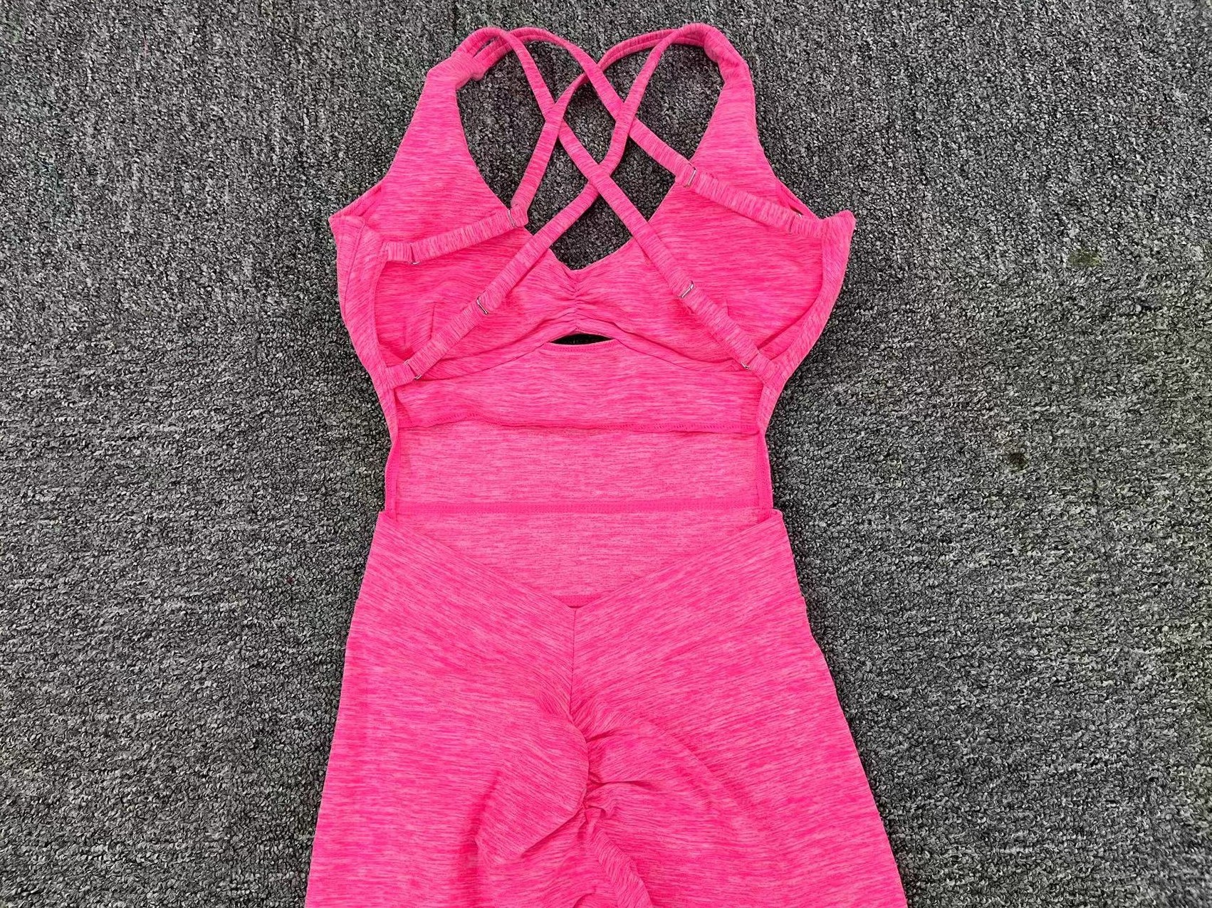 Cross-adjustable Shoulder Strap One-piece Yoga Jumpsuit  QS21320