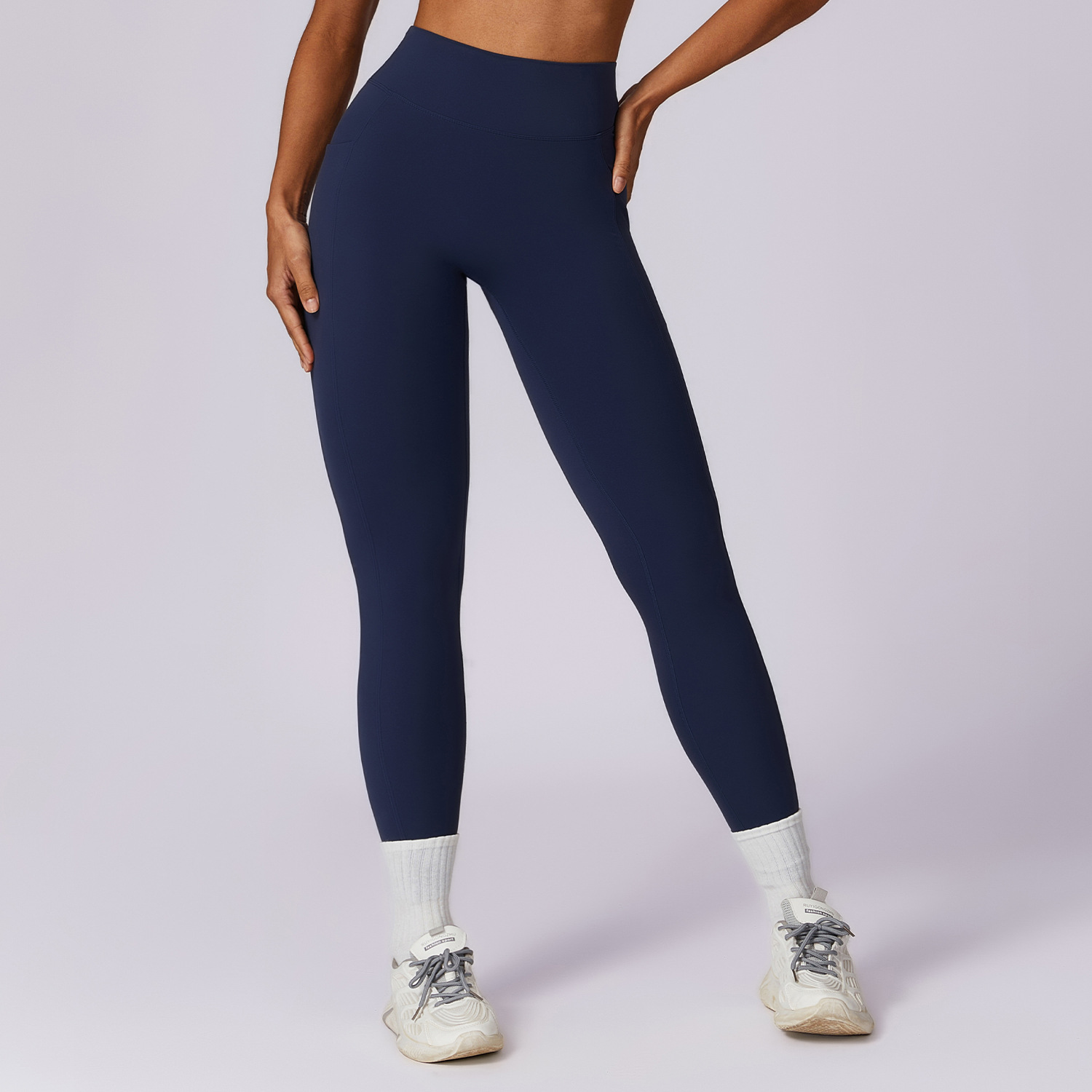 Soft Fabric Scrunch Yoga Leggings With Side Pockets 8524