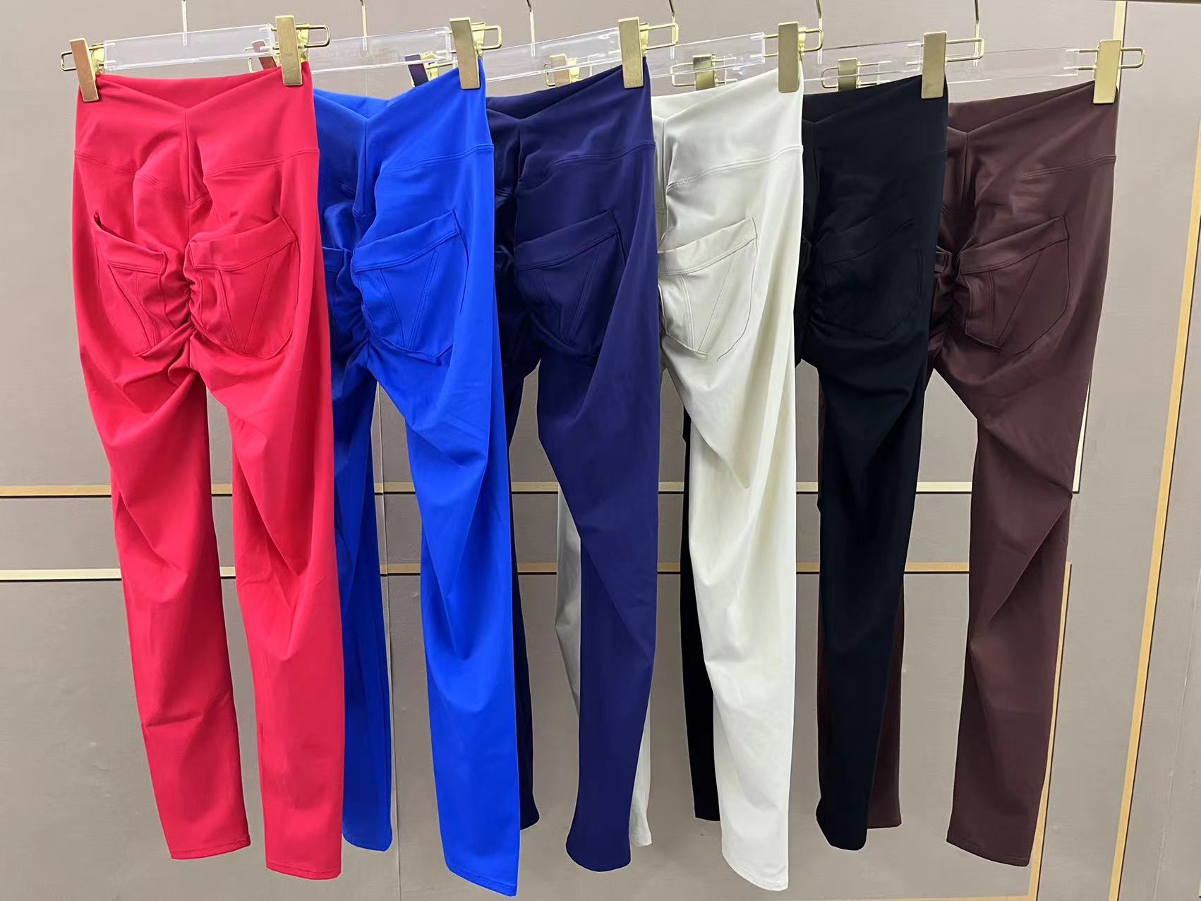 Quick-Drying Breathable Pocket High-Waisted Yoga Pants  QS43202