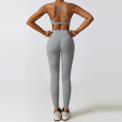 Soft Fabric Backless Two Pieces Yoga Sets 8347